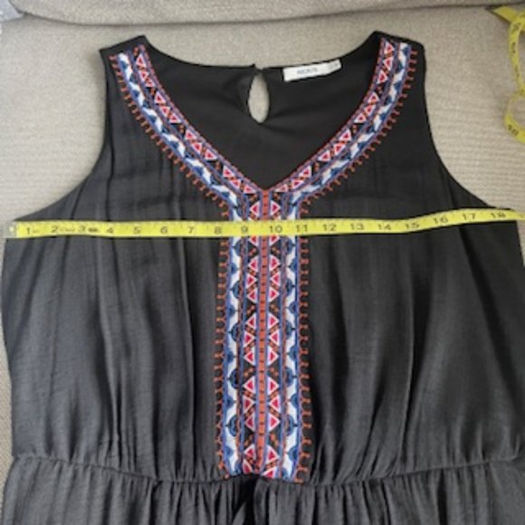Ricki's Dress - Picture 9 of 12